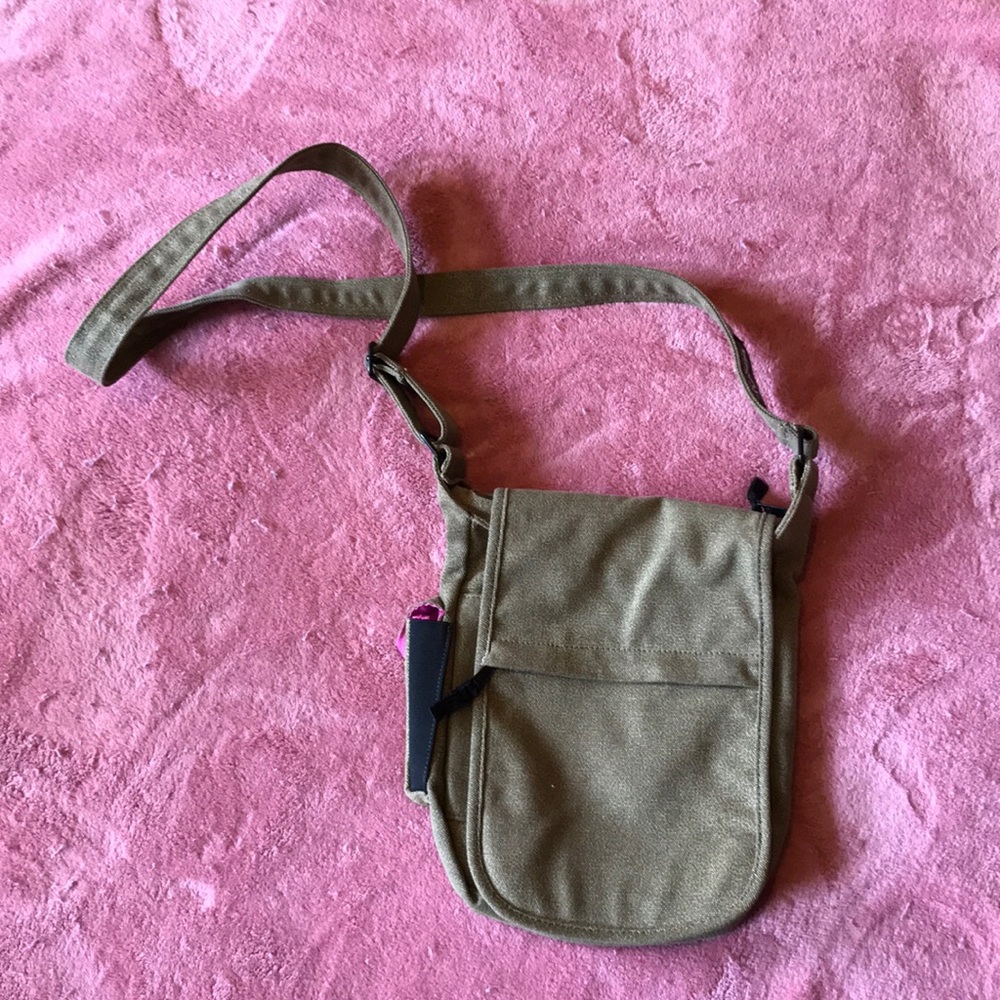 Kavu Crossbody Bag